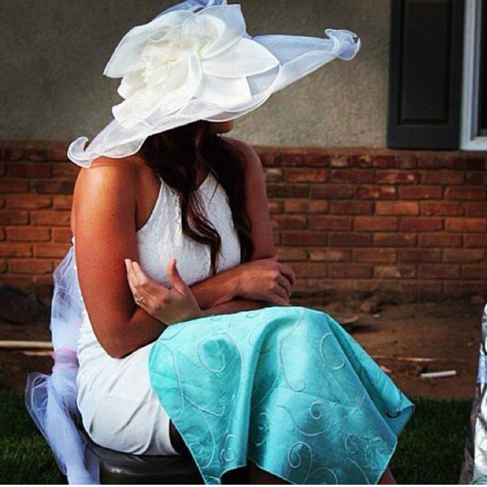 Large hat - Picture 2 of 7